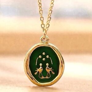Lovebirds~ Bird Couple Lovers Romance Birdcage Green Oval Coin 18K Gold Necklace